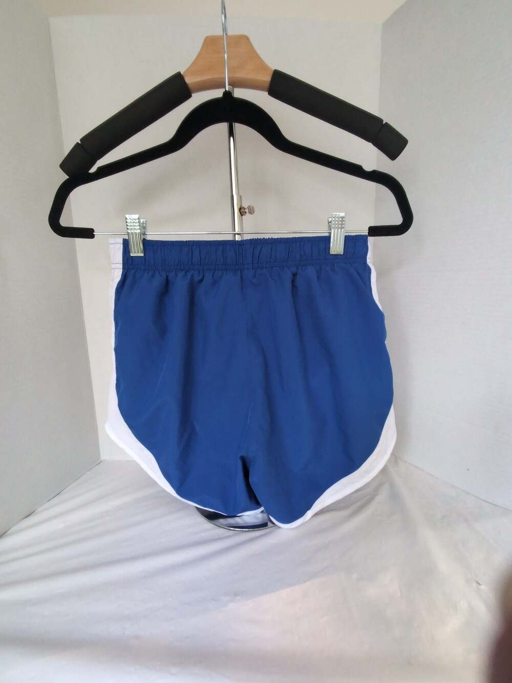 Nike Dri-FIT Tempo Core Running Shorts Women's Blue/White Small